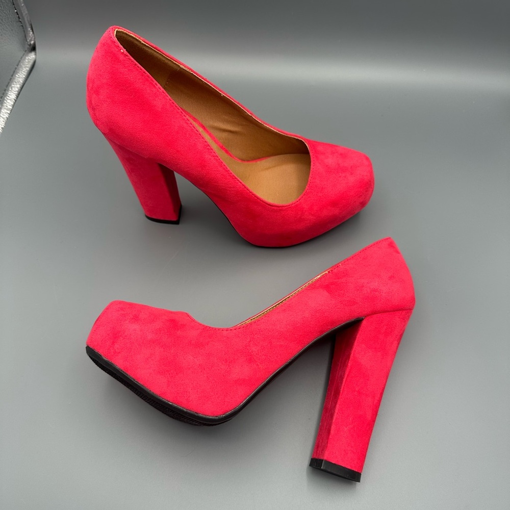 Qupid Hot Pink Platform Block 5” High Heels Faux Suede Size 6 (see photos)